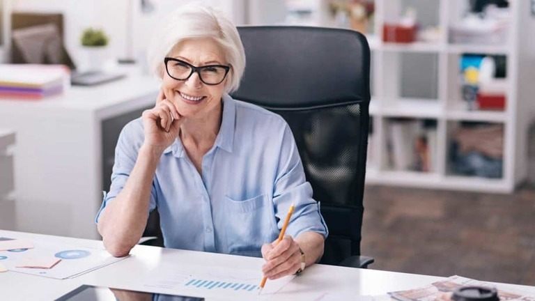 6 Benefits Retirees Had NO Idea They Could Get